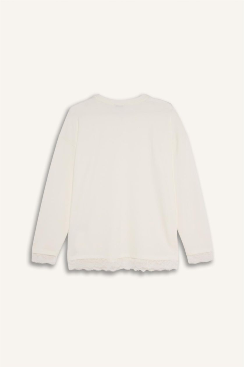 حريمي بيج فاتح تيشيرت كم طويل قصة مريحة وياقة مستديرة