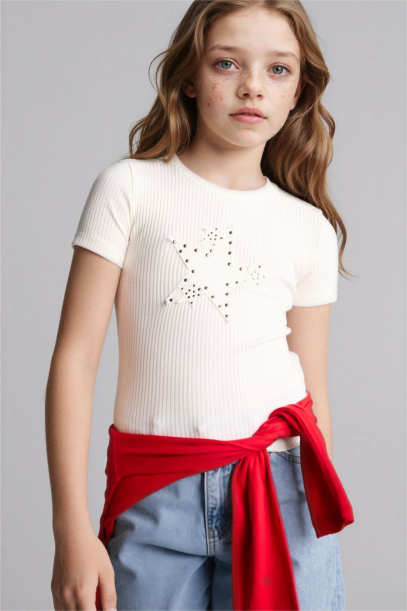 بنات بيج فاتح تيشيرت بناتي نص ردن مضلع بياخة مستديرة