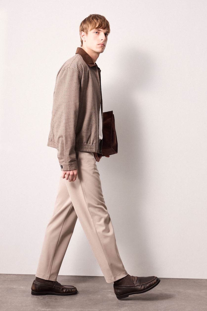 Men Grey Regular Fit Straight Leg Elastic Waist Trousers
