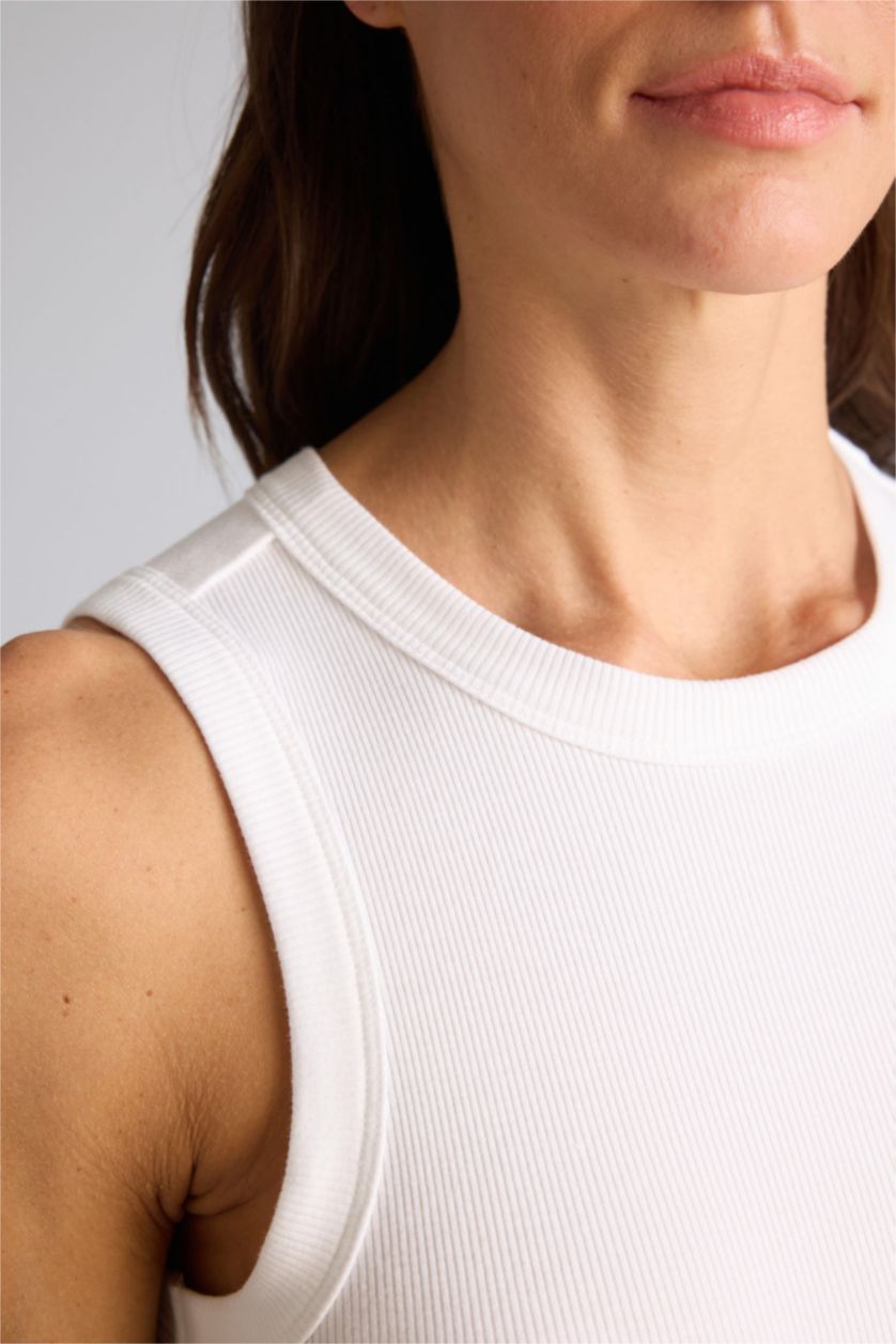 Женщины Белый Майка приталенного кроя с круглым вырезом базовый из камзола для женщин