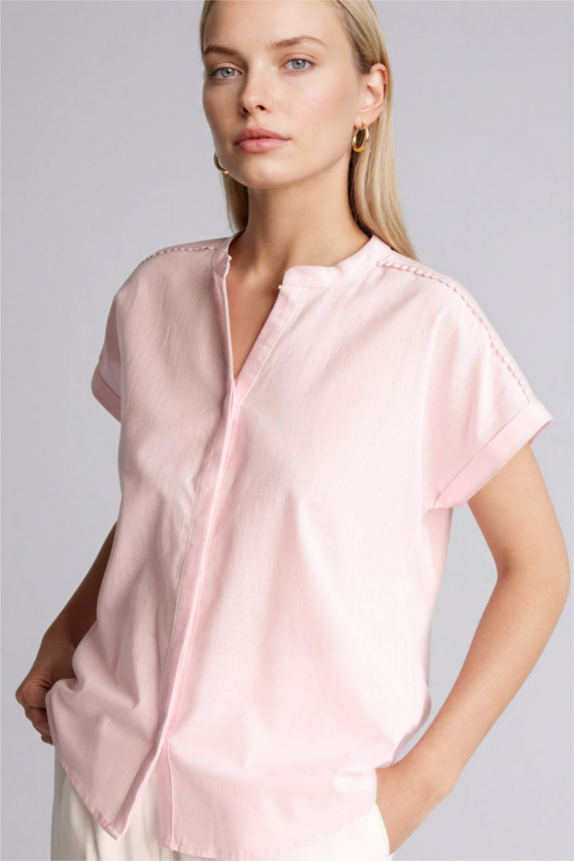 Kadın Açık Pembe Regular Fıt Bisiklet Yaka Flamlı Pamuk Kısa Kollu Gömlek
