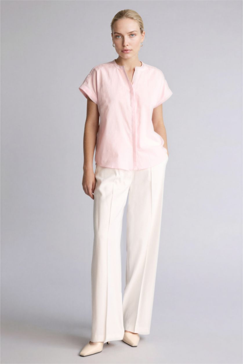 Kadın Açık Pembe Regular Fıt Bisiklet Yaka Flamlı Pamuk Kısa Kollu Gömlek