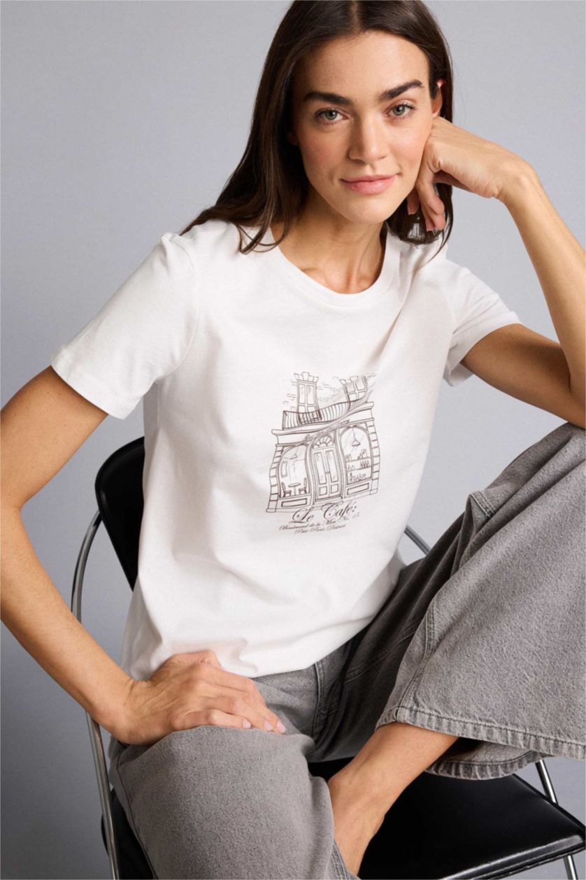 Kadın Ekru Regular Fıt Penye Kısa Kollu Tişört
