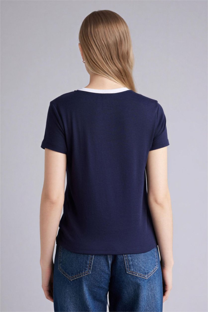 Woman NAVY تيشيرت نص ردن قصة عادية وياخة مستديرة