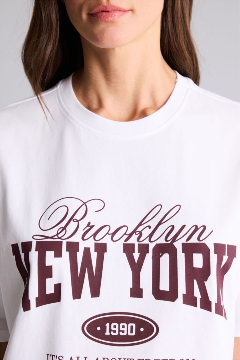 Женщины Белый Woman Short Sleeve T-Shirt