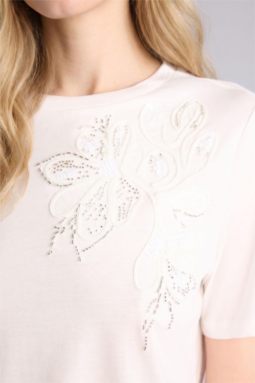 WOMAN White Regular Fit Short Sleeve T-Shirt