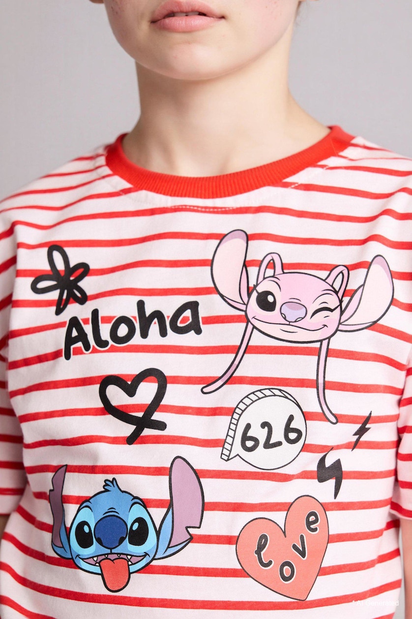 بنات أحمر Relax Fit Lilo & Stitch Licensed Short Sleeve T-Shirt