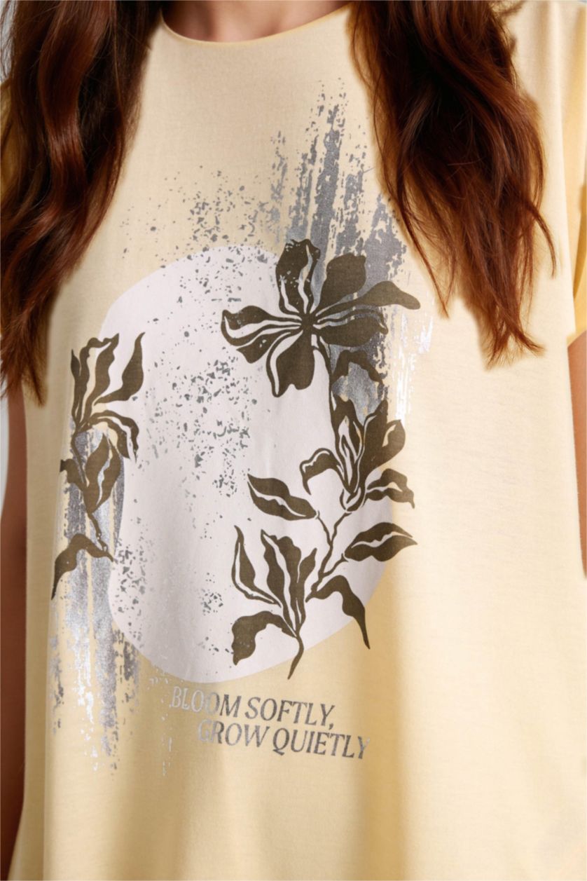 Woman Beige Woman Short Sleeve T-Shirt