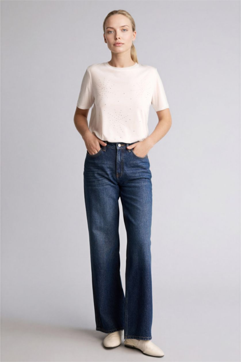 Kadın Ekru Regular Fıt Bisiklet Yaka Kısa Kollu Tişört