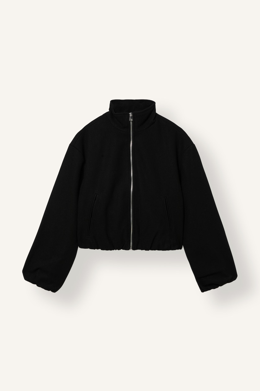 Women Black Zipper Cachet