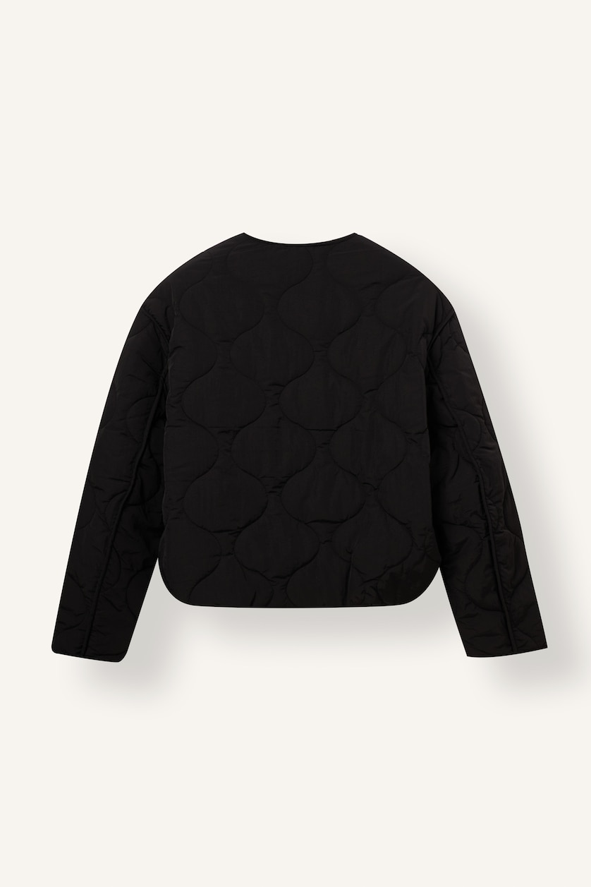 Woman Black Balloon Fit Quilted Zip-Up Jacket