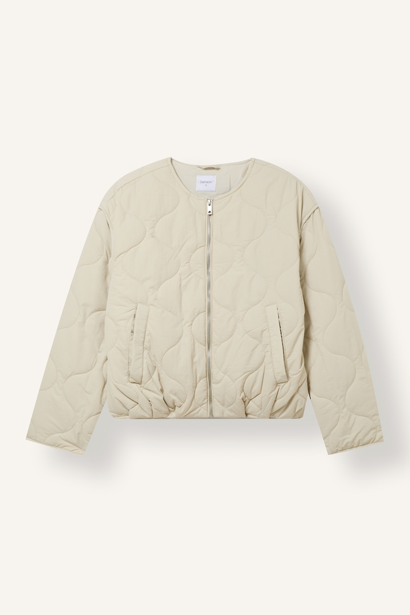 Woman Ecru Balloon Fit Quilted Zip-Up Jacket