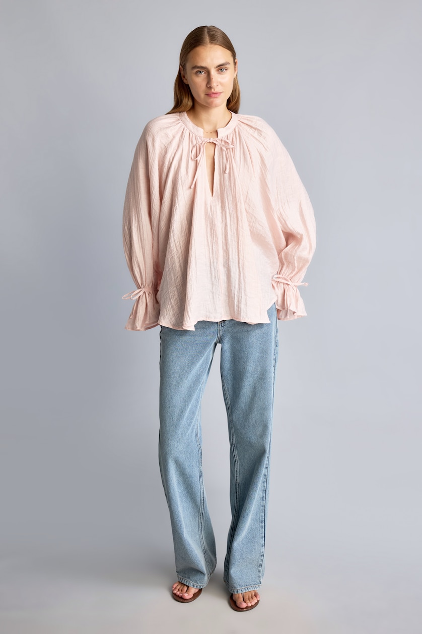Kadın Pembe Oversize Hakim Yaka Bağcıklı Basic Bluz