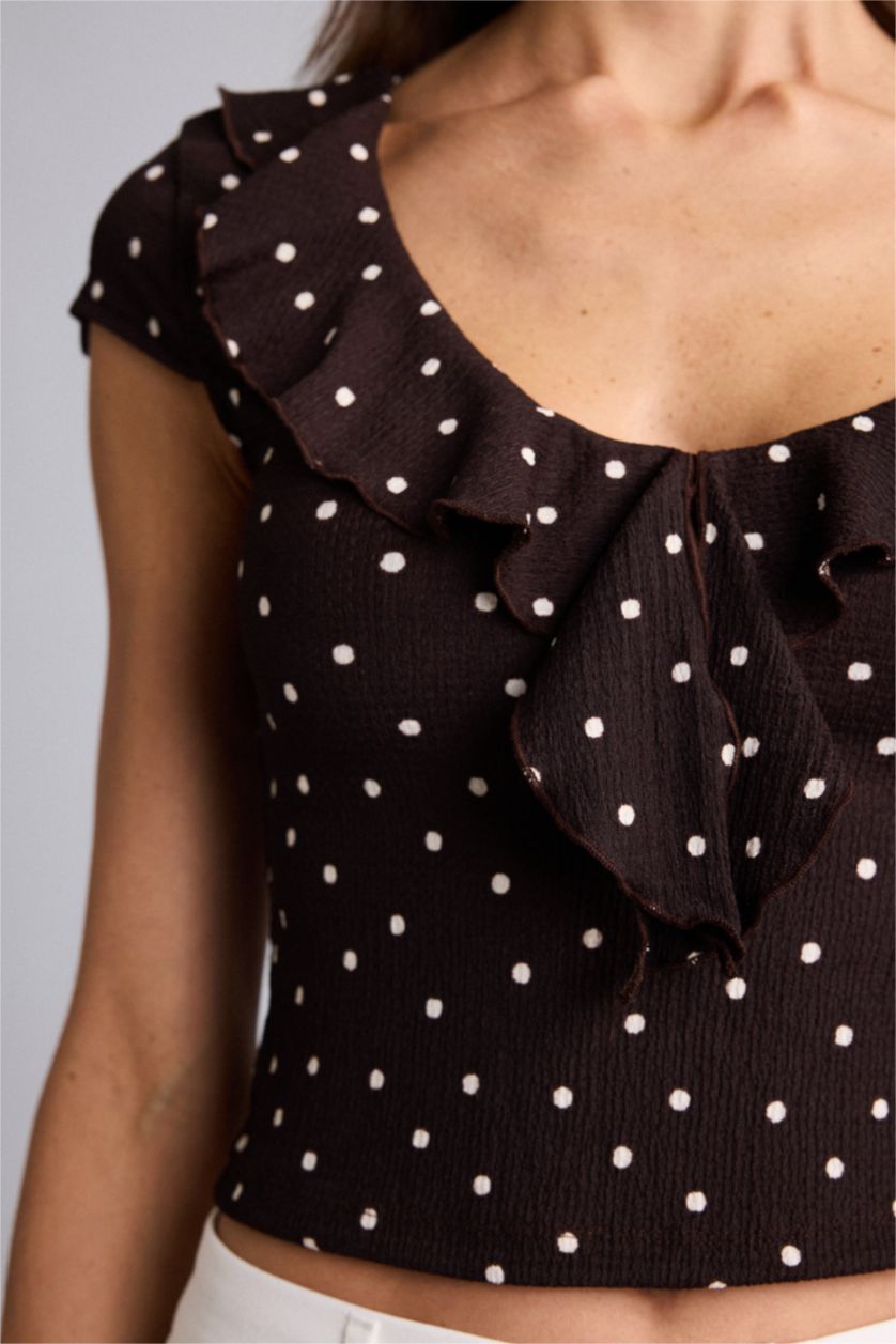 Kadın Kahve Slım Fıt V Yaka Puantiye Bürümcük Kısa Kollu Tişört