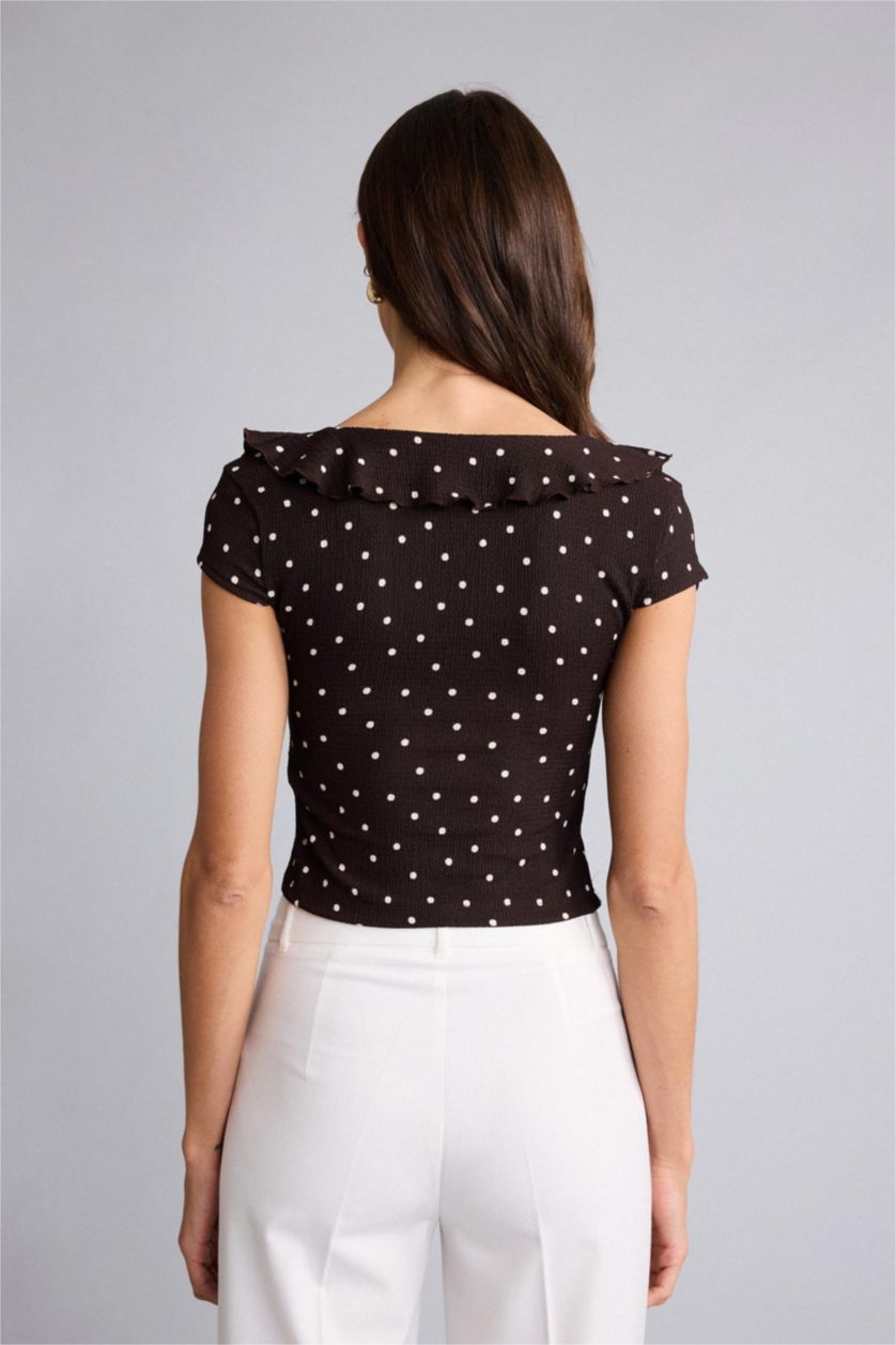 Kadın Kahve Slım Fıt V Yaka Puantiye Bürümcük Kısa Kollu Tişört