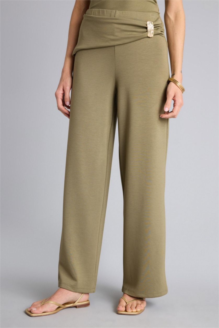 نساء كاكي فاتح بنطرون وايد ليج برجل واسع