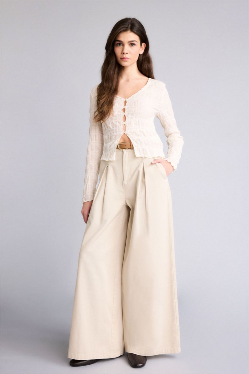 Woman Ecru تيشيرت كم طويل مخصر بأزرار