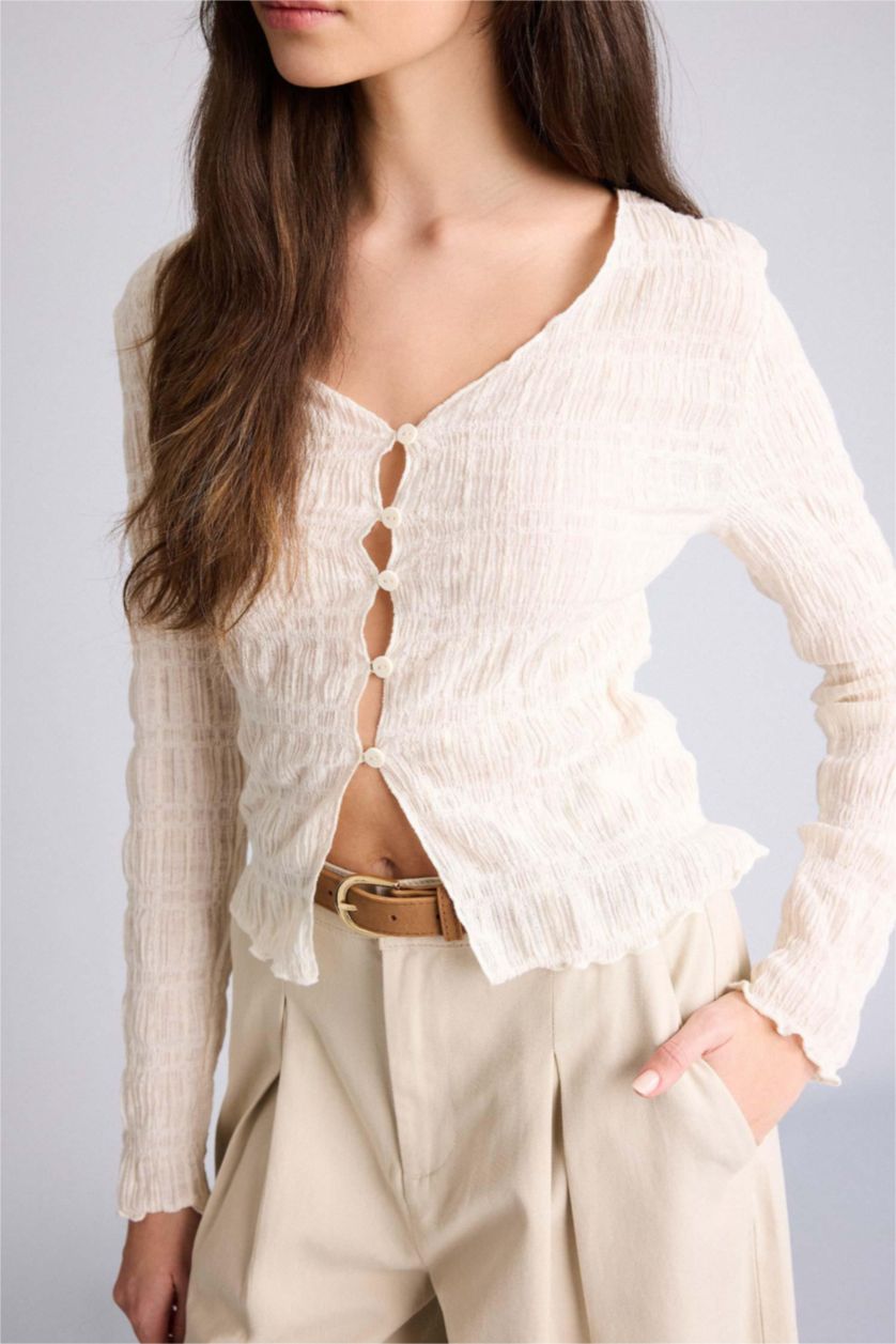 Әйелдерге экру Fitted түймелі блузка