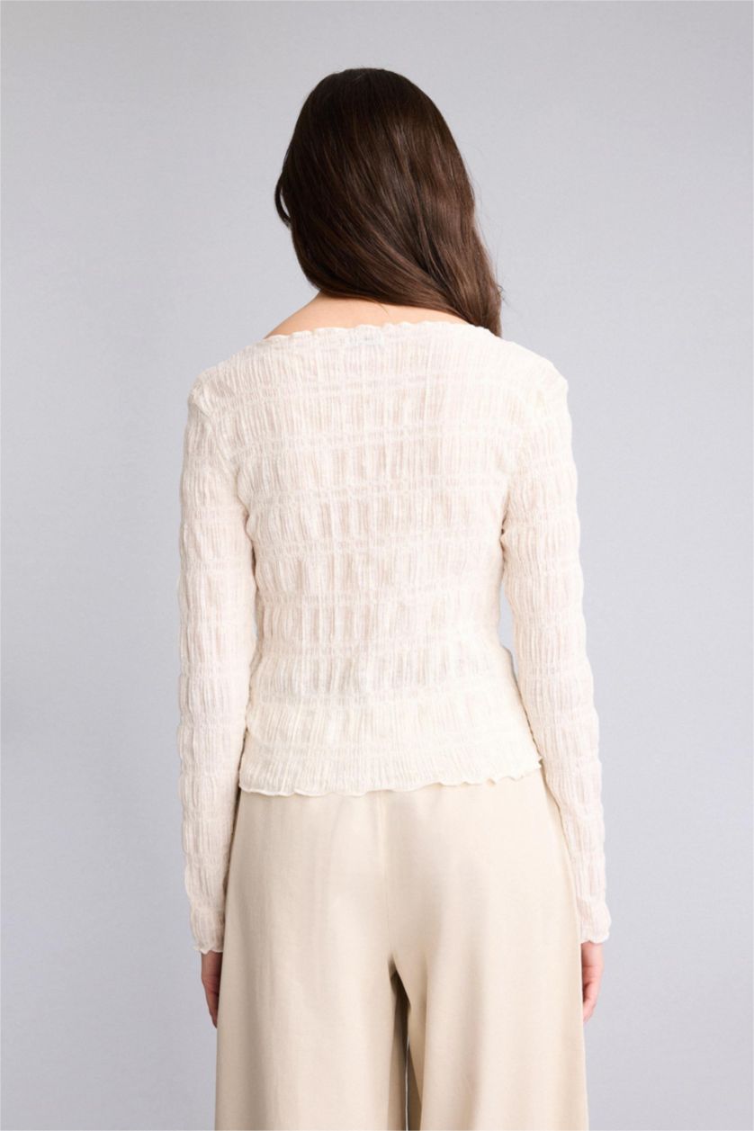 Әйелдерге экру Fitted түймелі блузка