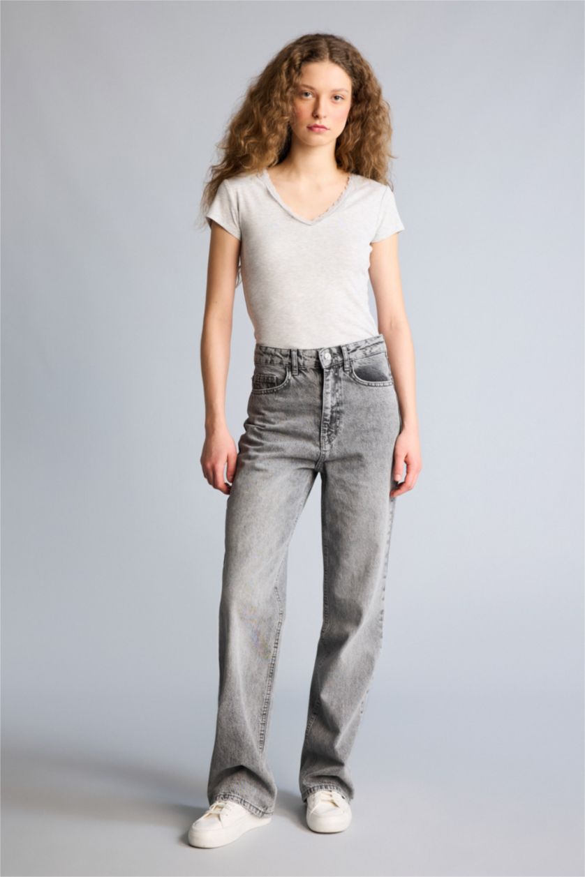 Kadın Gri Melanj Fıtted Dantel Yaka Ribana Tişört