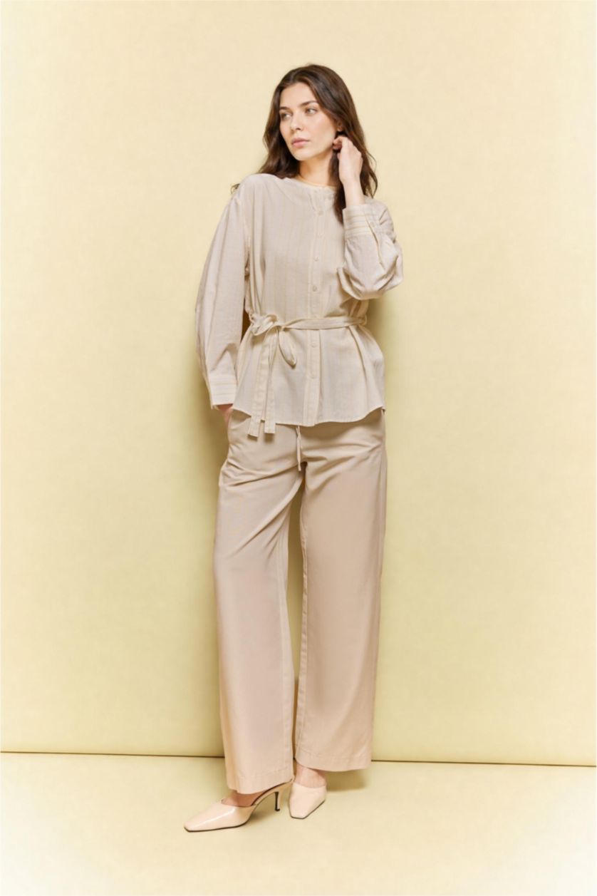 Women Ecru Linen Blended Trousers