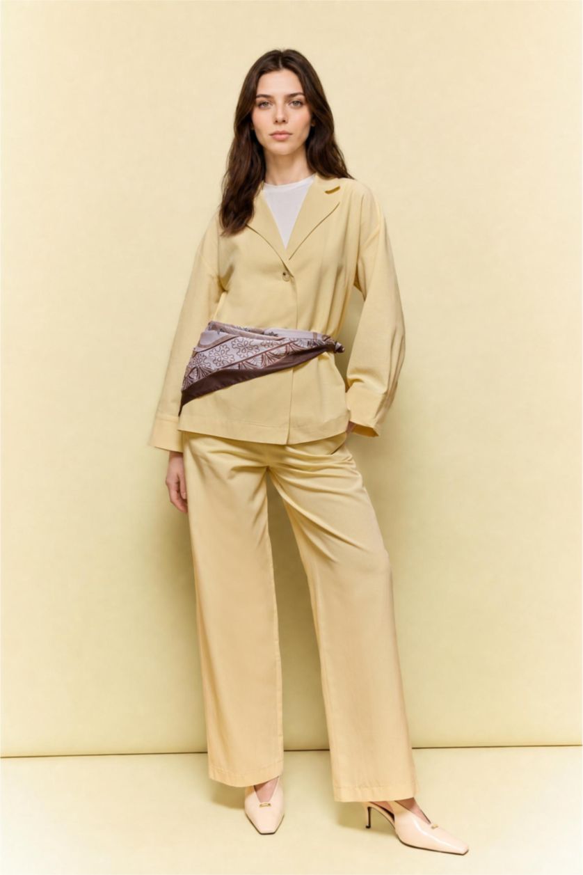 Woman Light Yellow Wide Straight Linen Blend Trousers