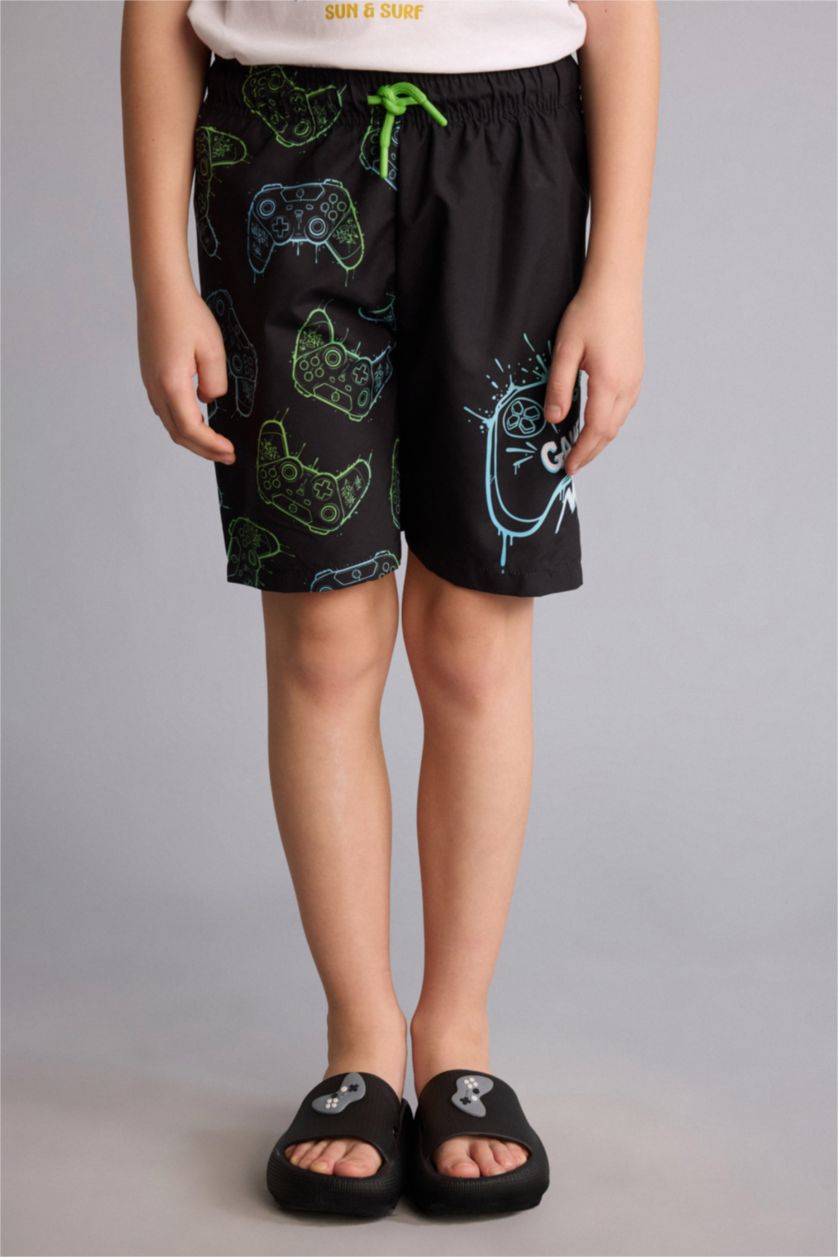 أولاد أسود شورت بحر ولادي مطبوع