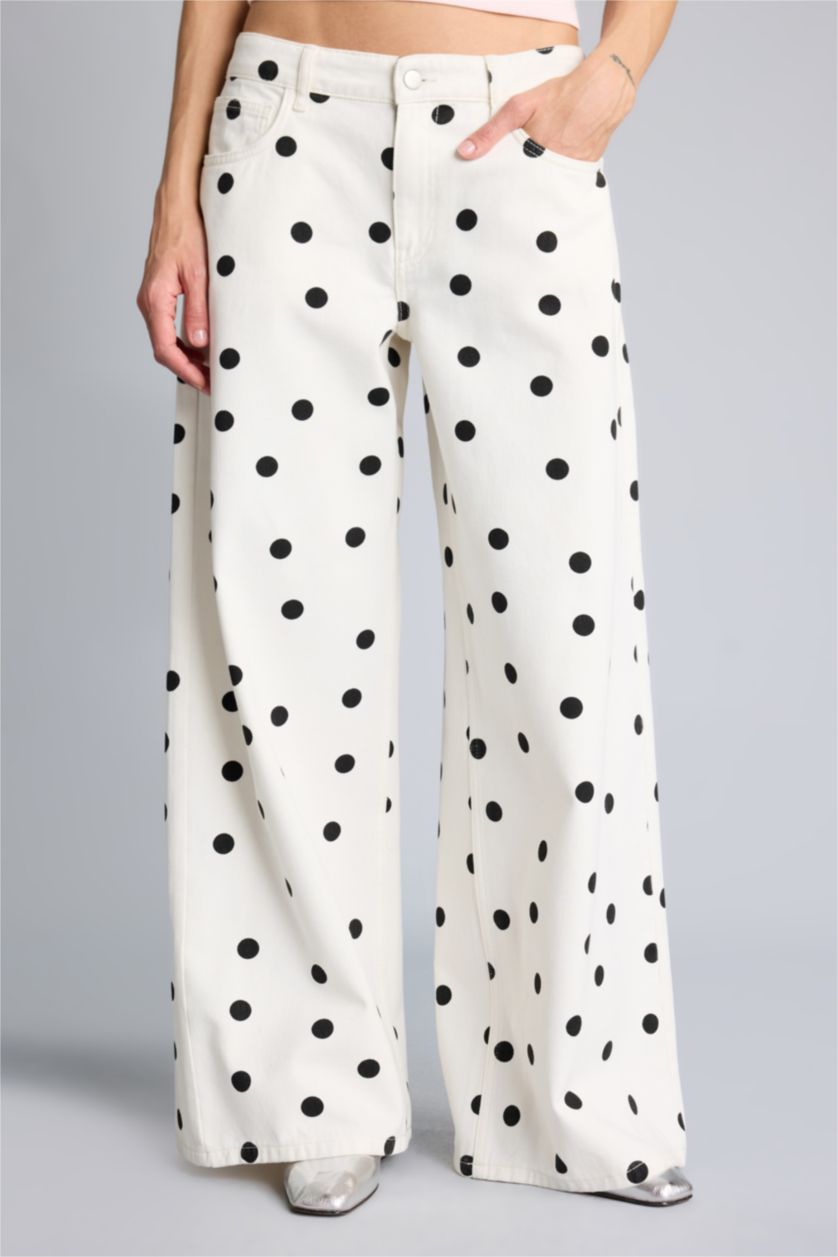 Kadın Beyaz Afra x Defacto Baggy Fıt Cepli Normal Bel Gabardin Pantolon