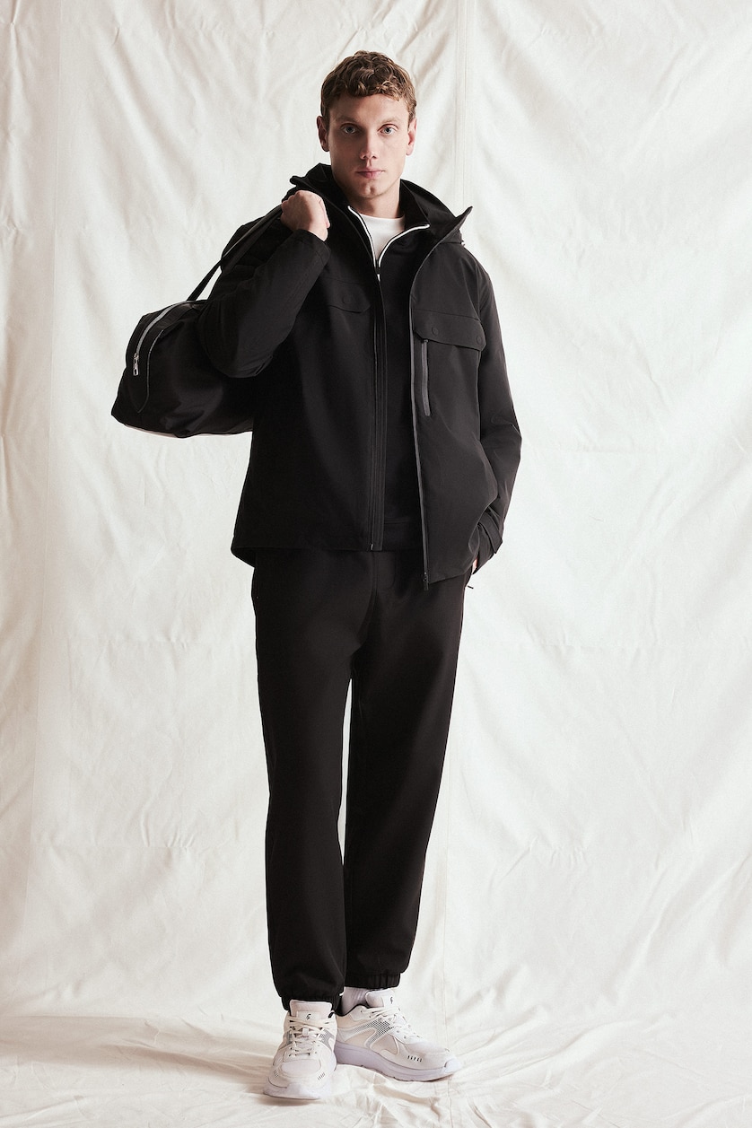 Men Black Regular Fit Hooded Waterproof Jacket