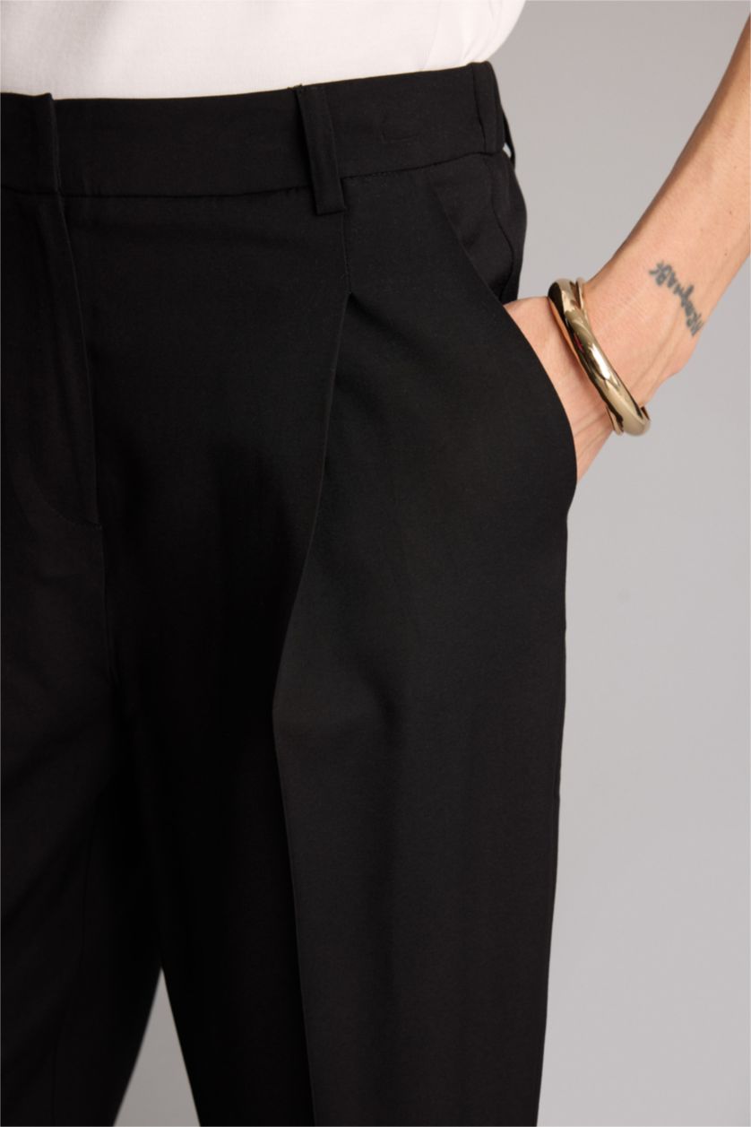 Kadın Siyah Straıght Fıt Fermuarlı Normal Bel Modal Pantolon