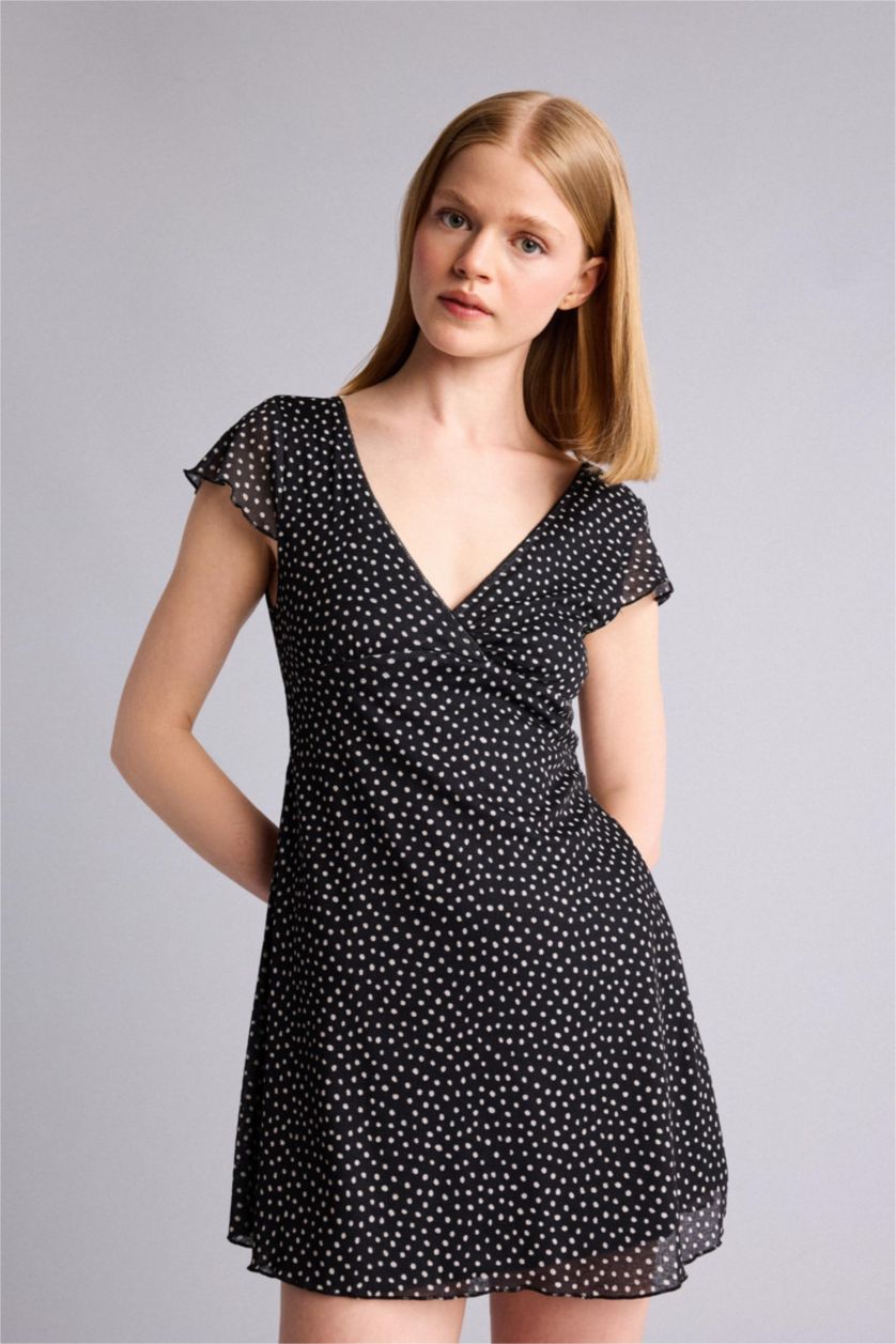 Kadın Siyah Puantiyeli Kısa Kollu Mini Elbise