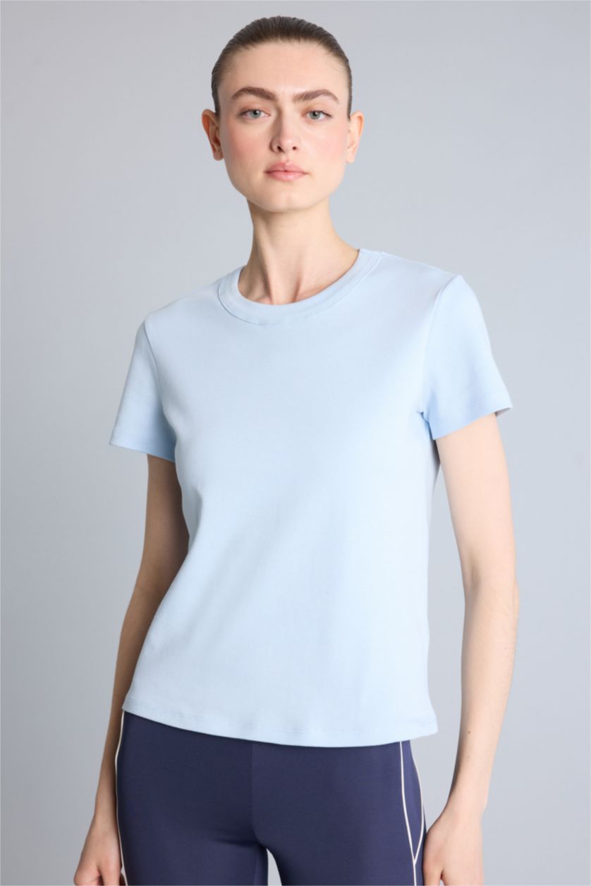 Kadın Açık Mavi Standart Fit Kısa kollu Pamuklu Tişört