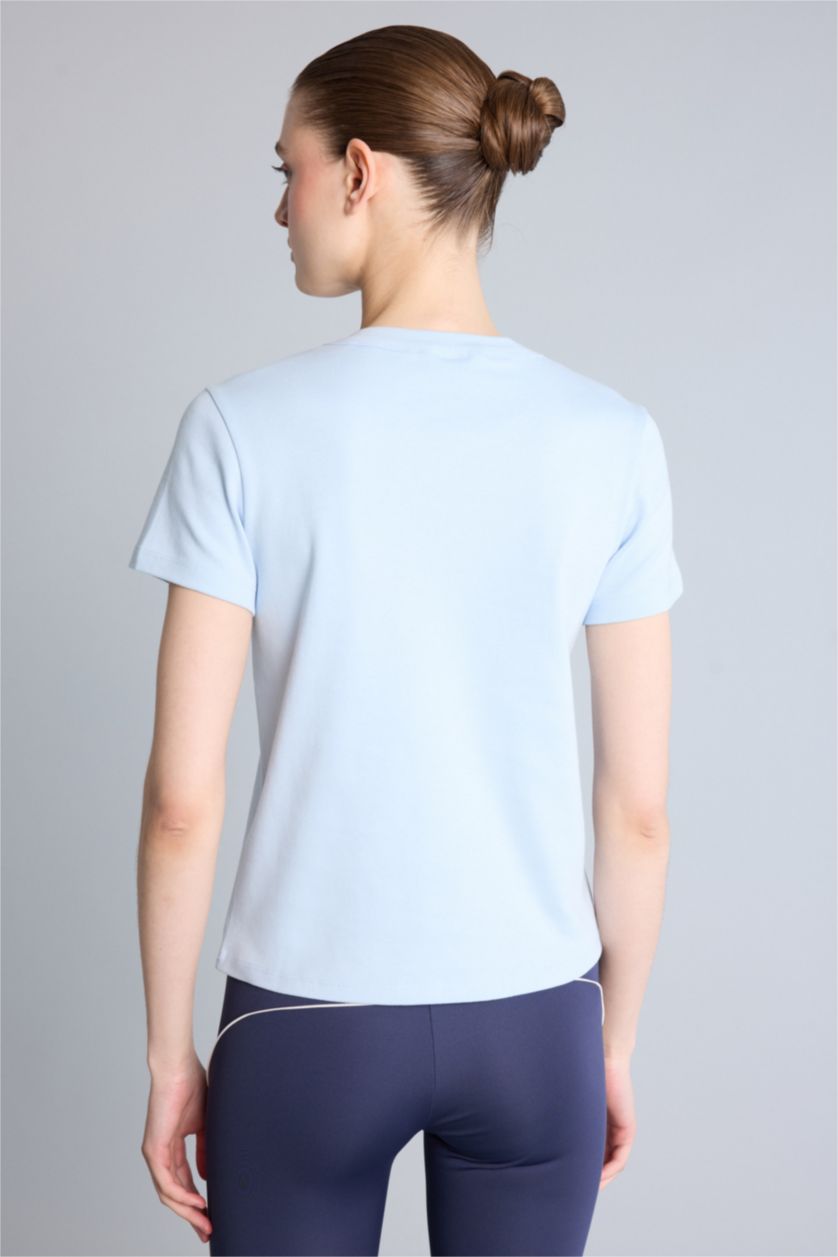 Kadın Açık Mavi Standart Fit Kısa kollu Pamuklu Tişört