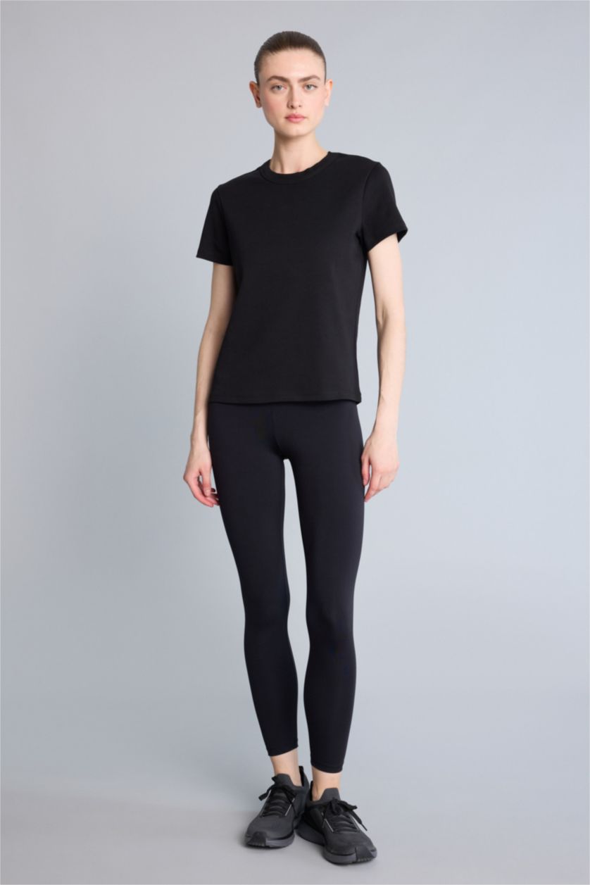 Kadın Siyah Standart Fit Kısa kollu Pamuklu Tişört