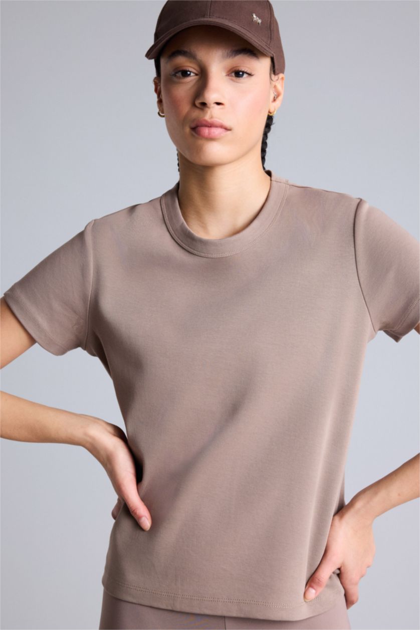 Kadın Açık Kahve Standart Fıt Bisiklet Yaka Sporcu Pamuklu Kısa Kollu Tişört