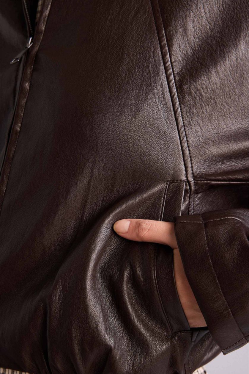 Woman Brown Balloon Fit Faux Leather Jacket