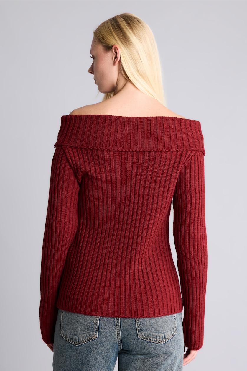 Woman Red Regular Fit Basic Ribbed Knit Off-Shoulder Cardigan