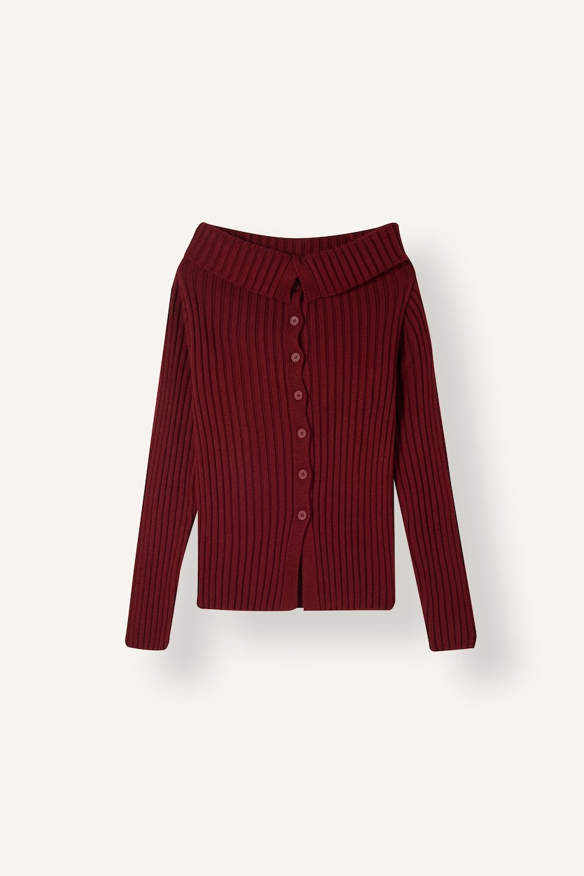 Woman Red Regular Fit Basic Ribbed Knit Off-Shoulder Cardigan