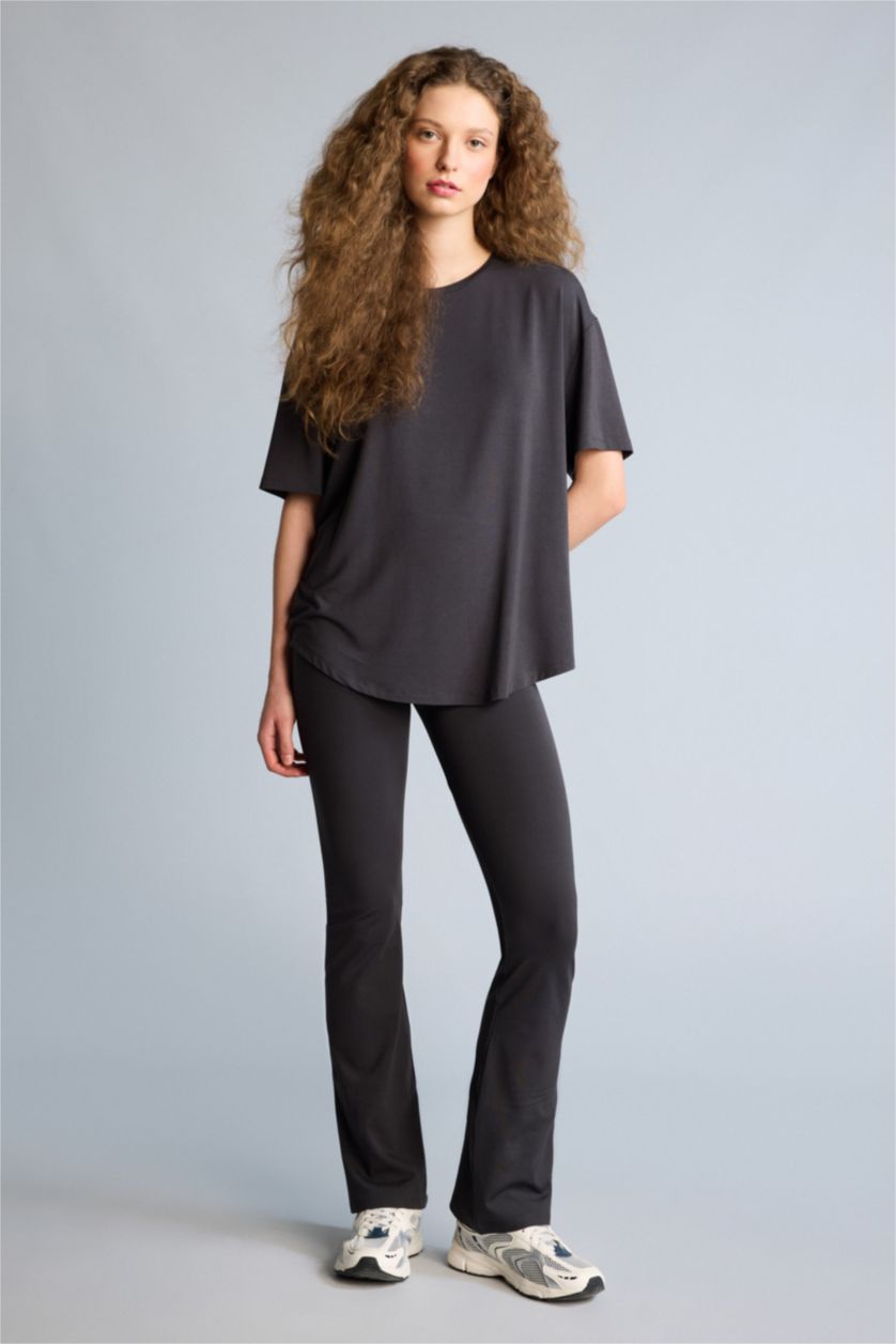 حريمي أنثرا توب بيزك سادة