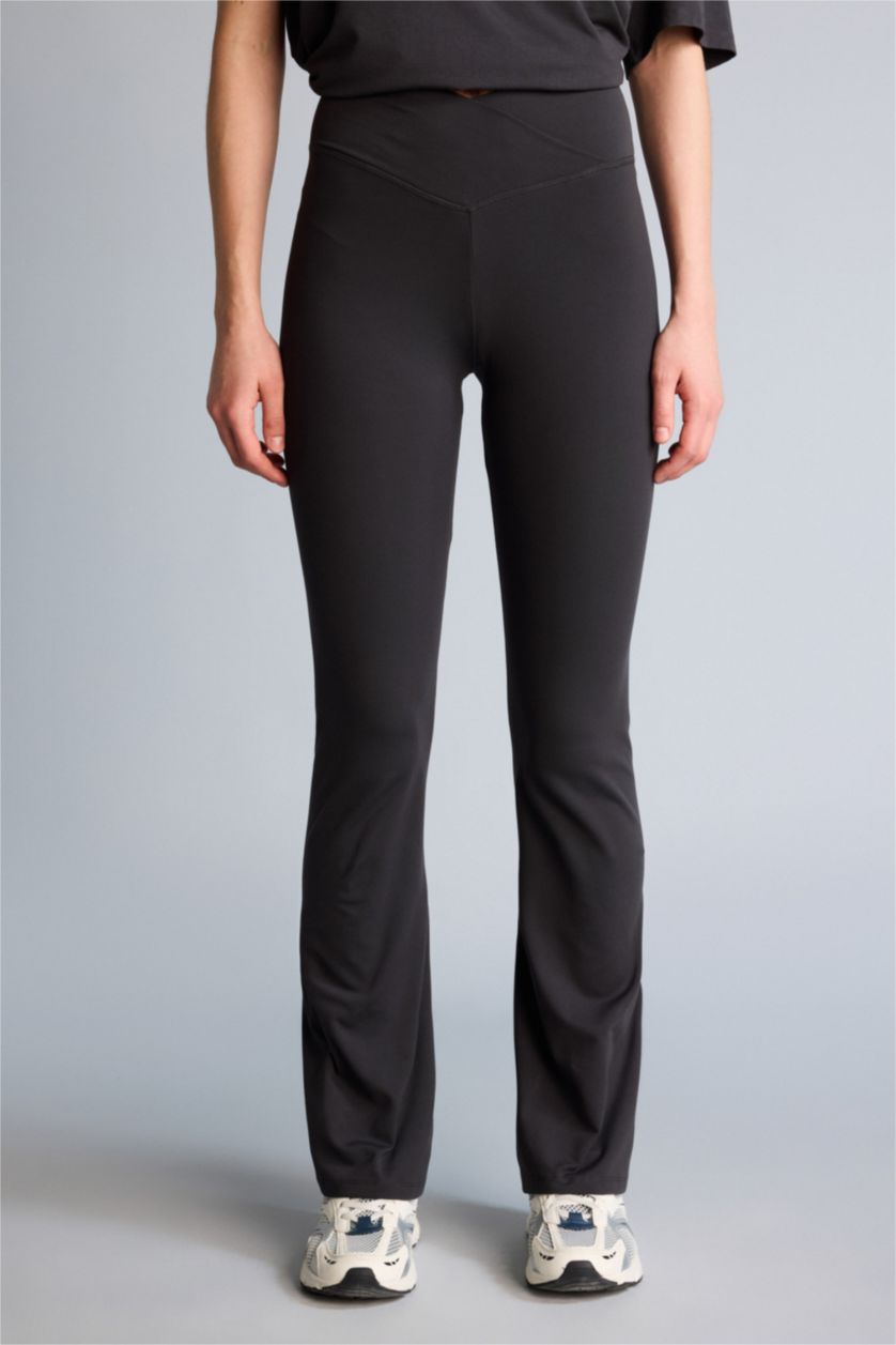 حريمي أنثرا توب بيزك سادة