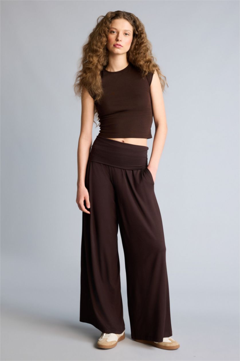 WOMAN Brown توب بيزك سادة