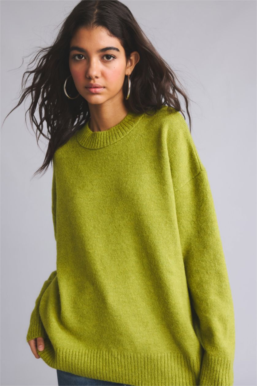 Women Light Green Oversize Fit Pullover