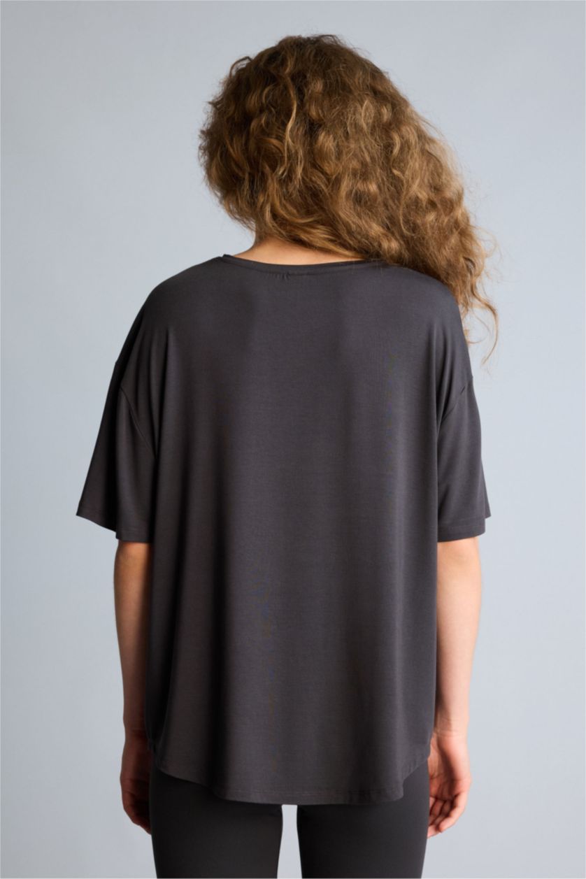 حريمي أنثرا تيشيرت نص كم قصة مريحة