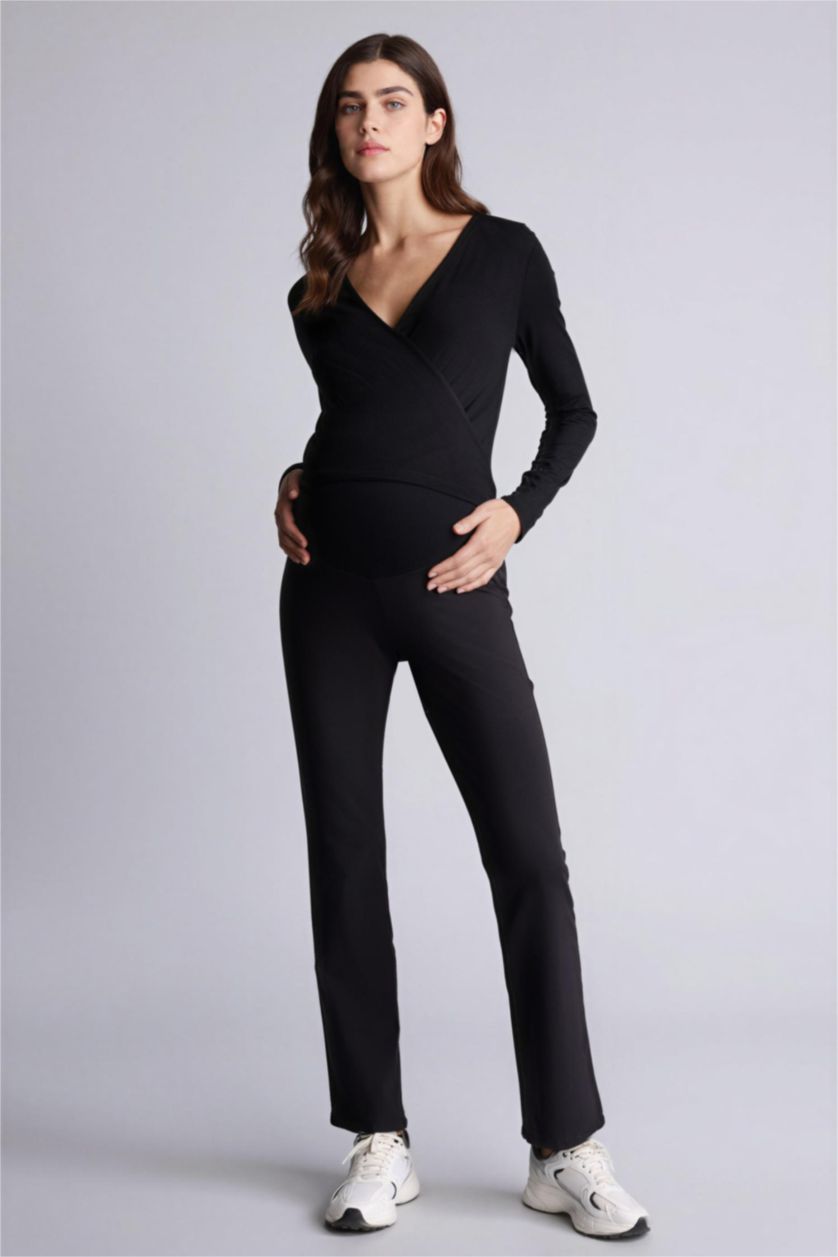 نساء أسود بلوزة قصة عادية