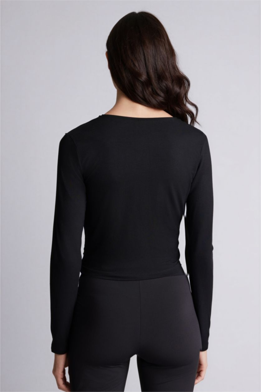 نساء أسود بلوزة قصة عادية