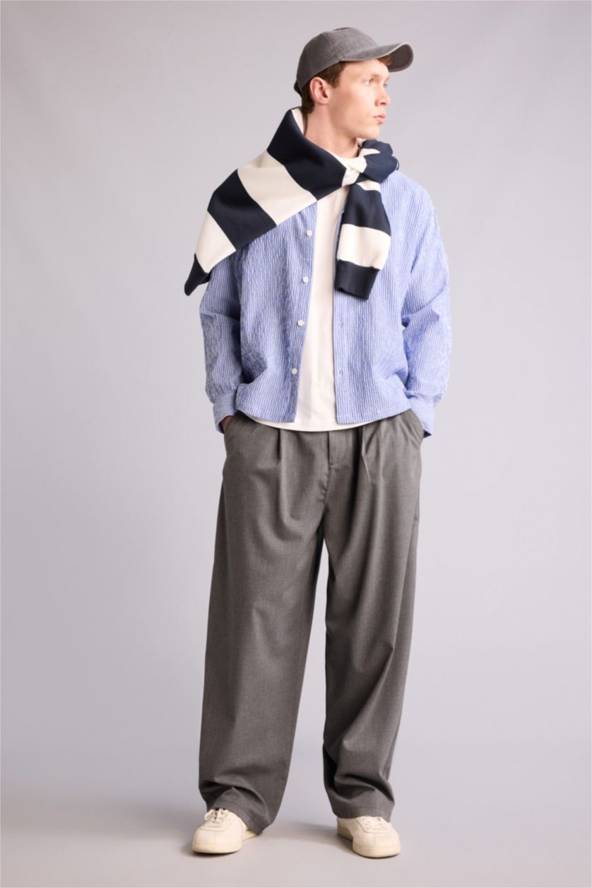 رجالي نيلي قميص كم طويل بوكسي فيت كرنكيل