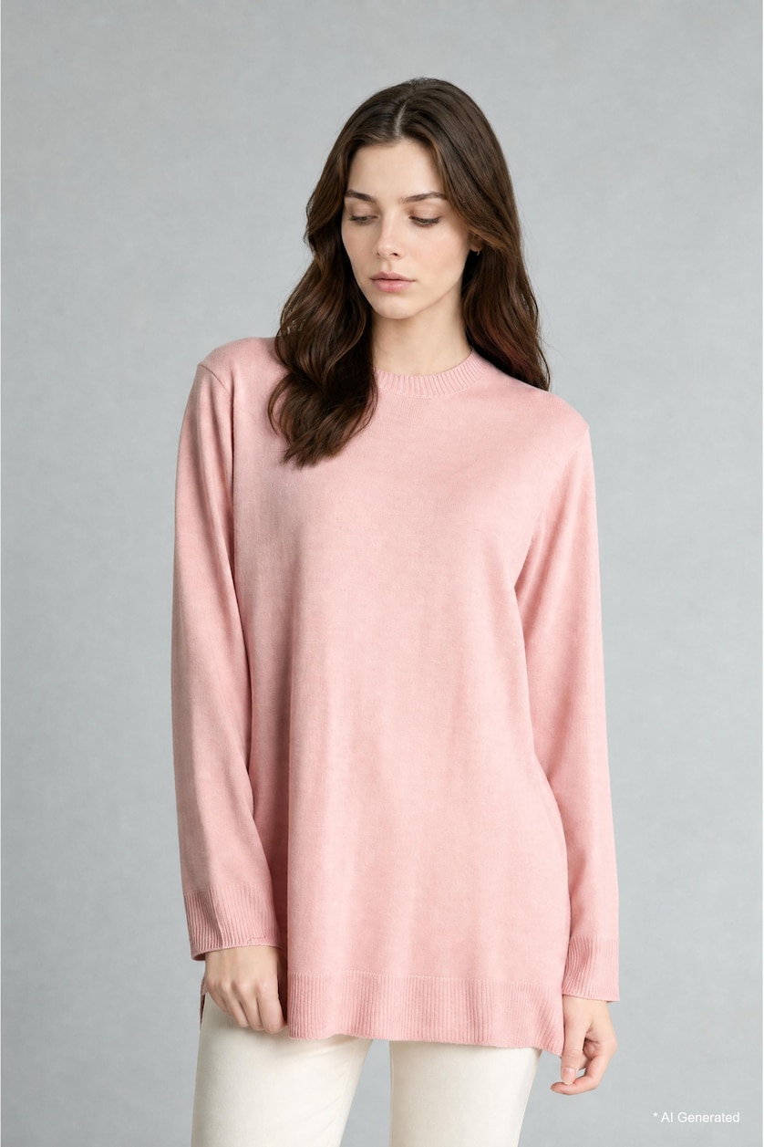 Woman Rose Relaxed Fit Crew Neck Knitted Tunic
