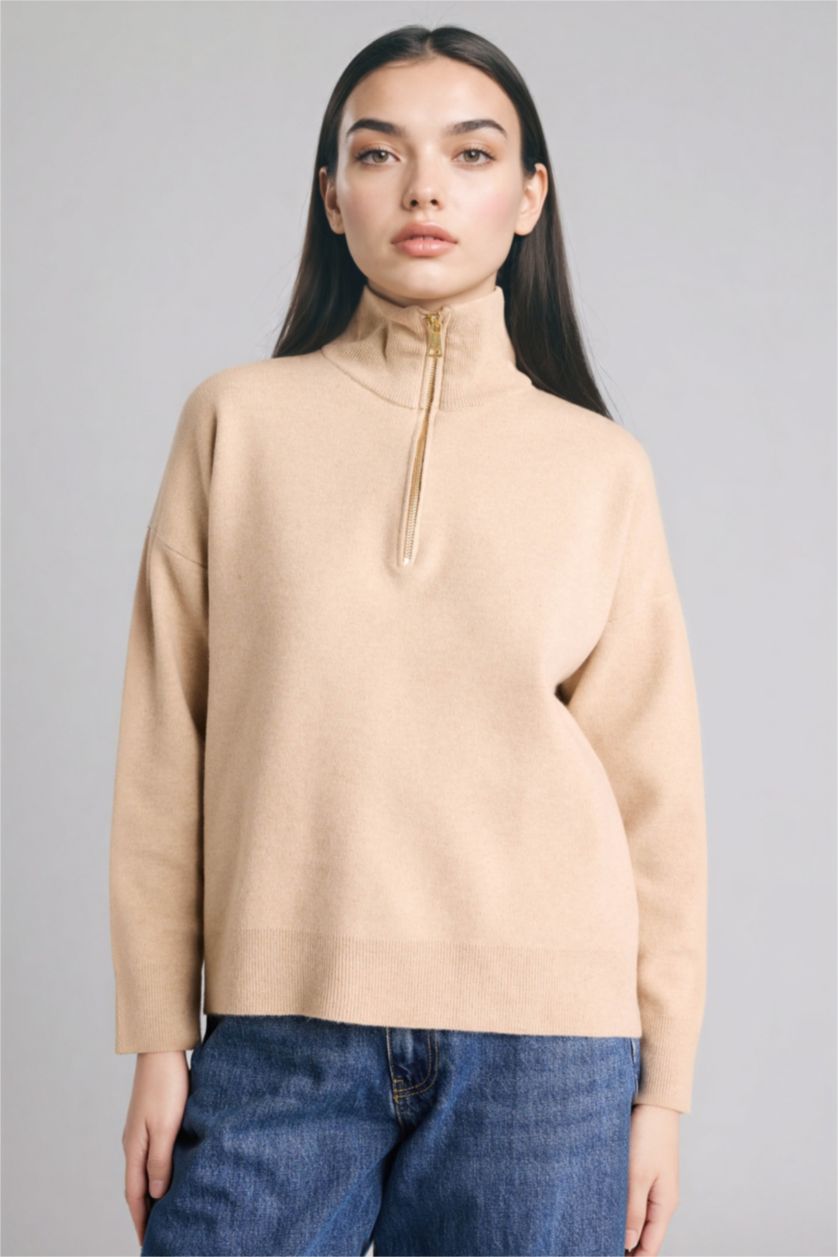 Woman Beige Oversize Fit Polo Collar Pullover
