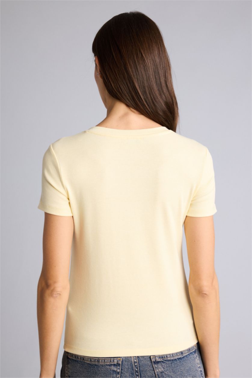 Женщины Светло-желтый Футболка Regular Fit в рубчик с круглым вырезом принтом-слоганом и коротким рукавом