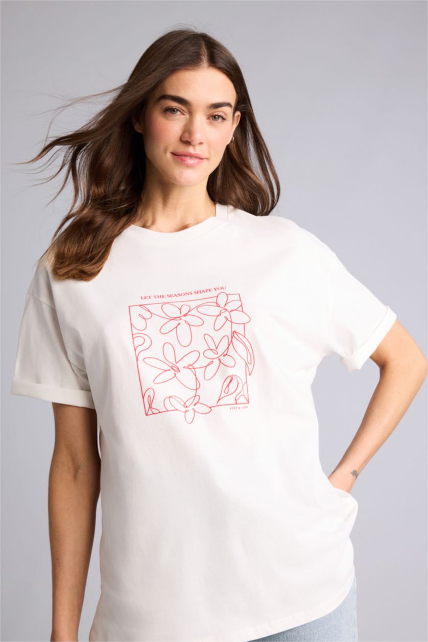 Woman Ecru Oversize Fit Short Sleeve T-Shirt